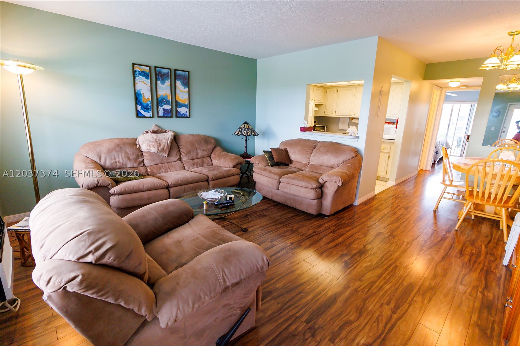 90 Berkshire D 90 Property Photo 2