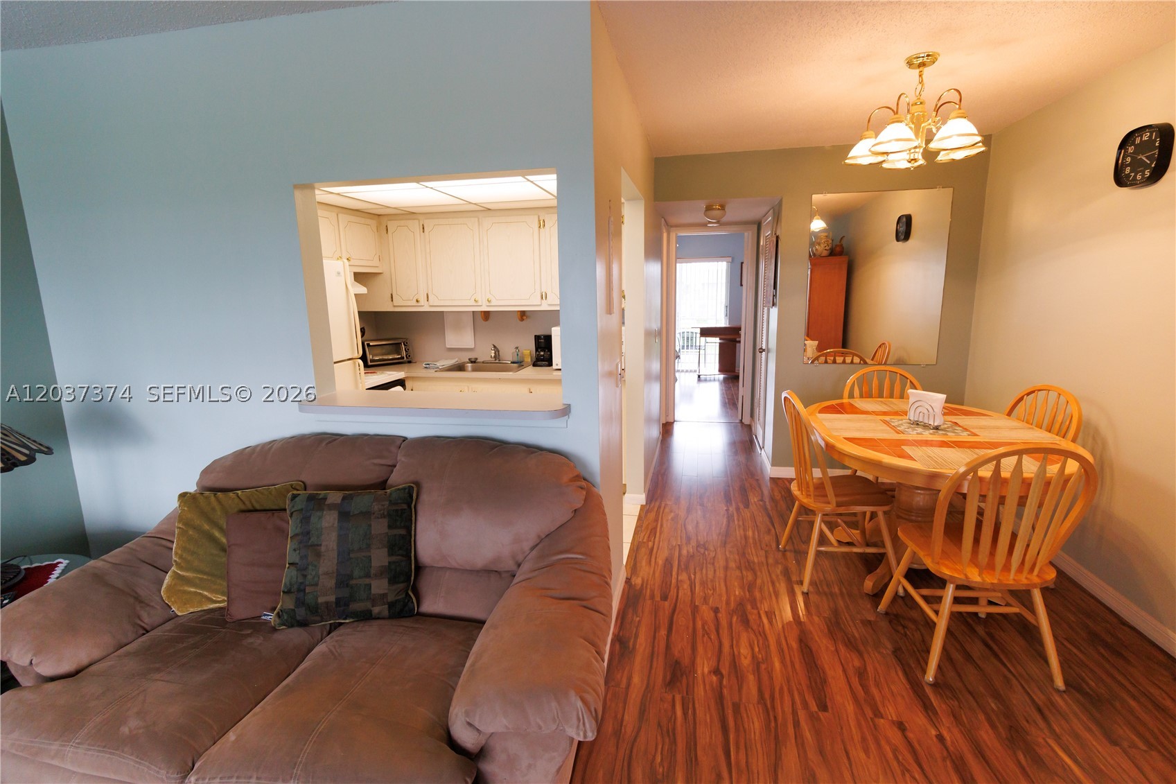 90 Berkshire D 90 Property Photo 4