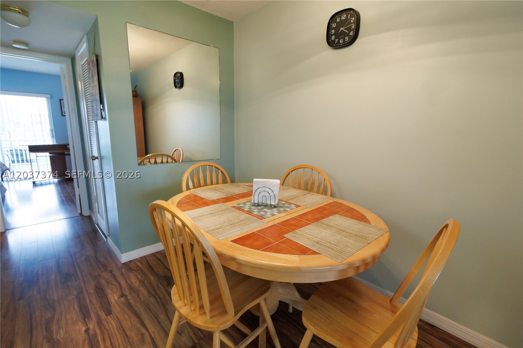 90 Berkshire D 90 Property Photo 5