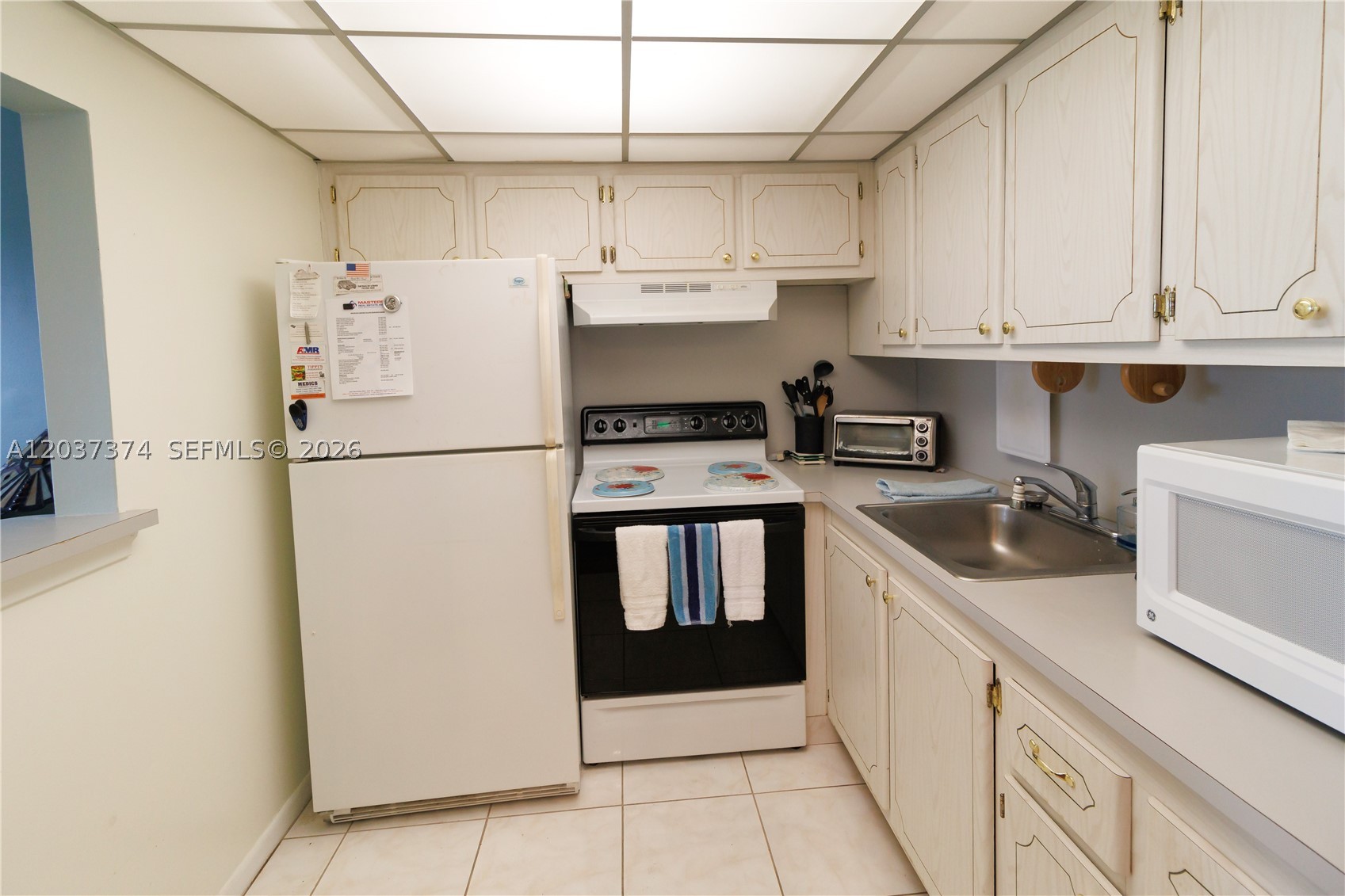 90 Berkshire D 90 Property Photo 8