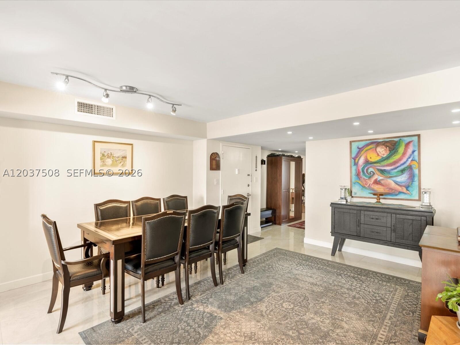 18071 Biscayne Blvd 1401 Property Photo 4