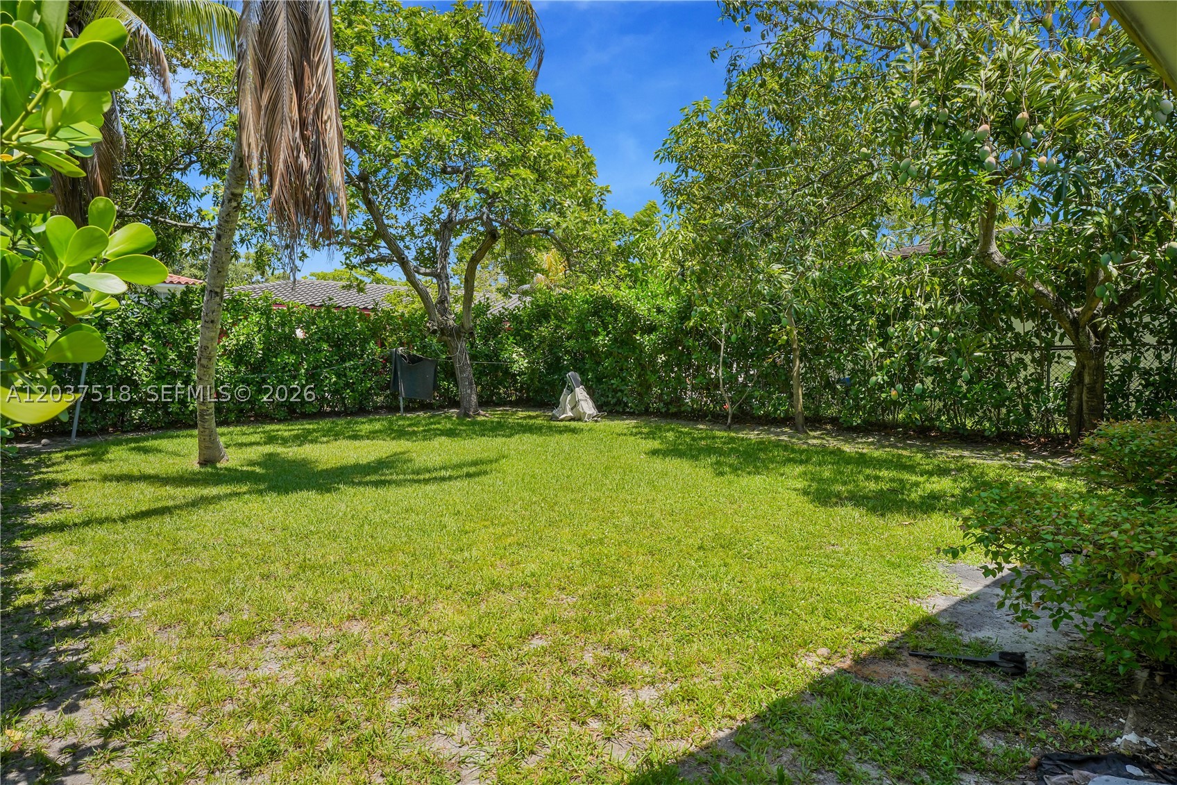 6822 Ne 5th Ave - Property Photo 13