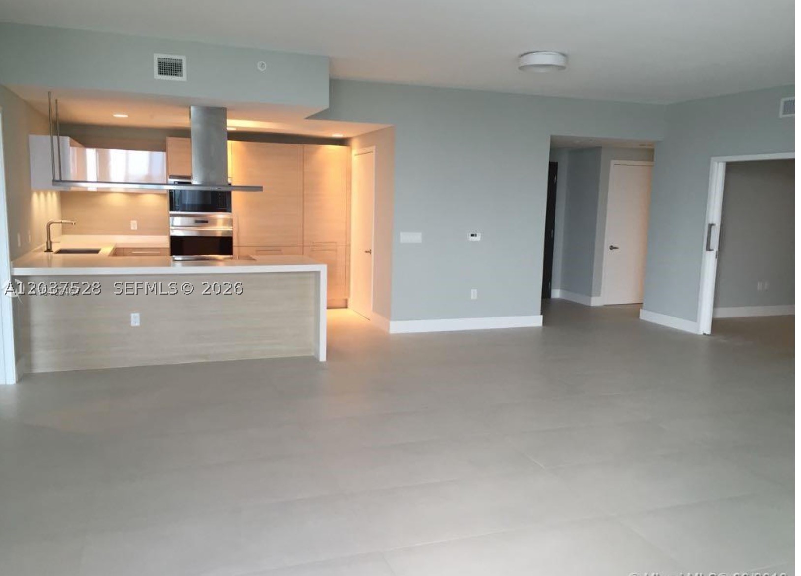 17301 Biscayne Blvd 1604 Property Photo 1
