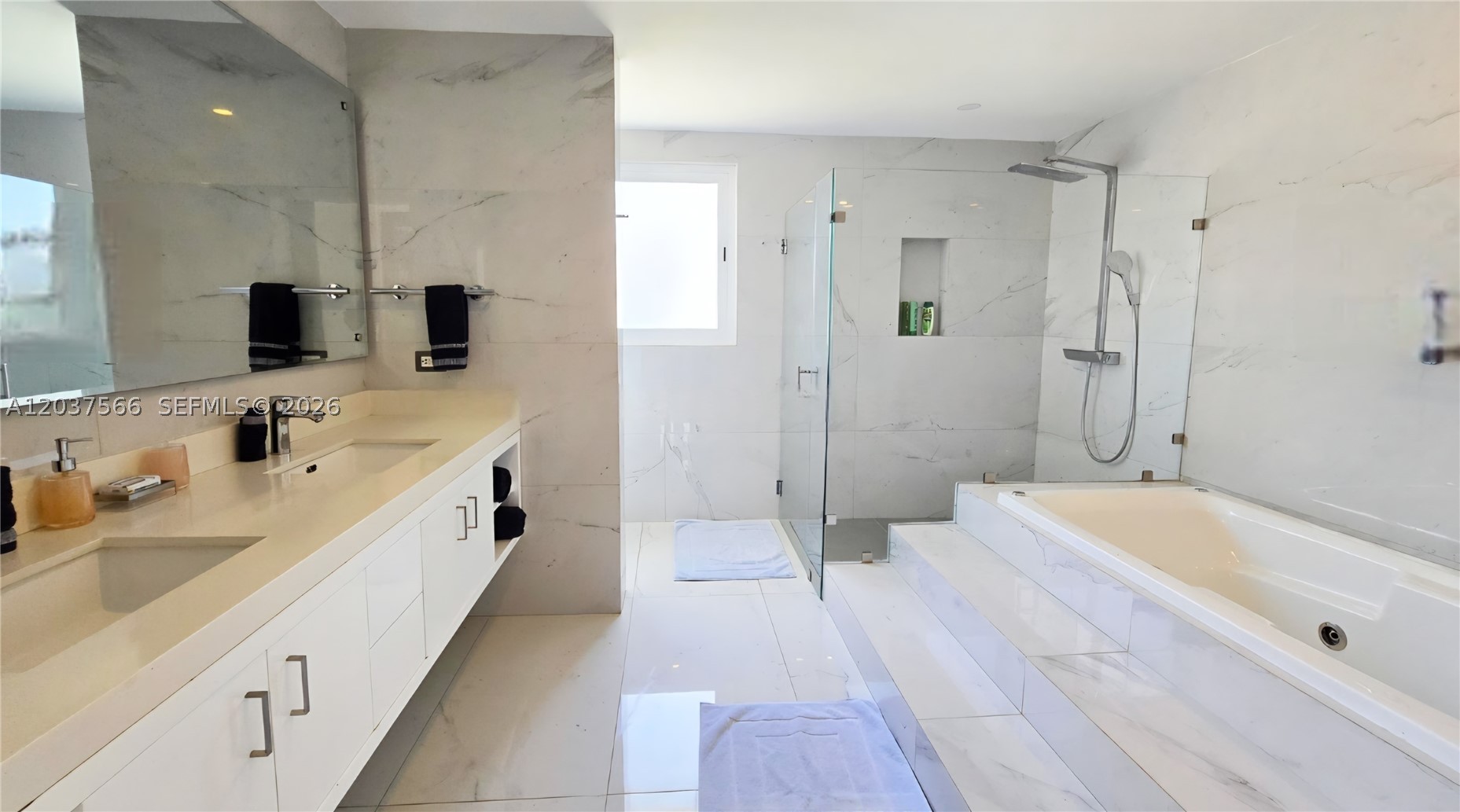 0 Cap Property Photo 5