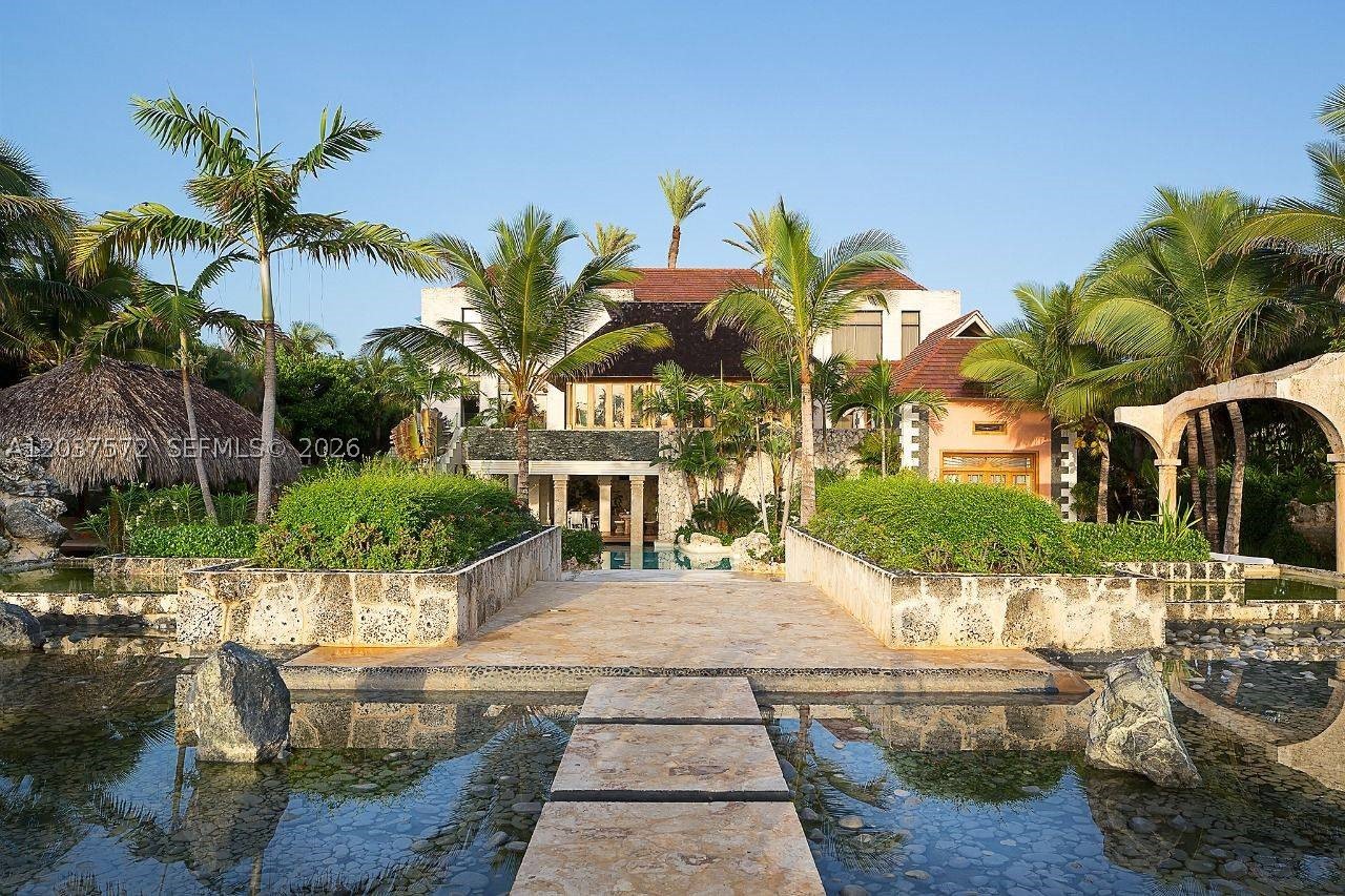 0 Cana Cap Property Photo 1