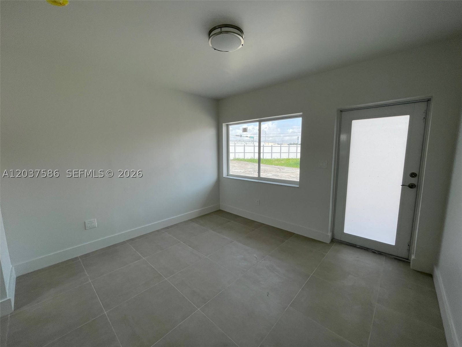 2196 Ali Baba Ave 6 Property Photo 4