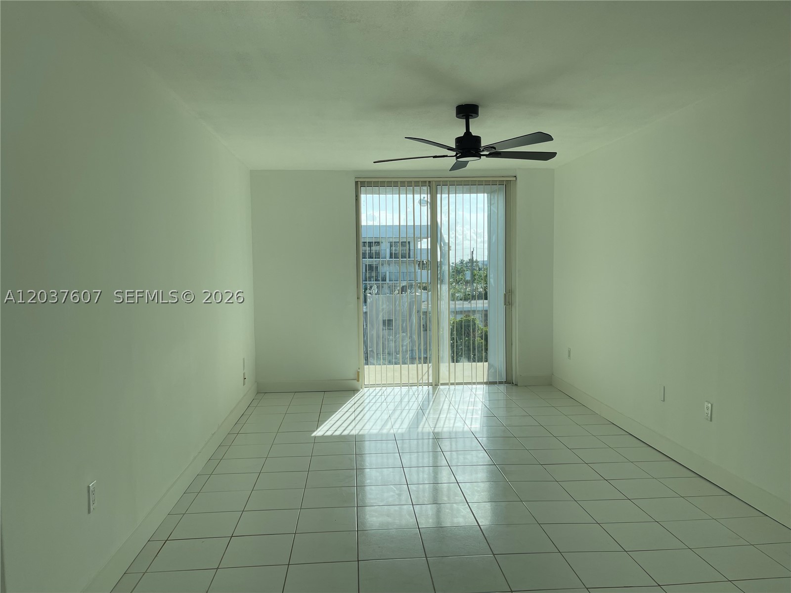 8233 Harding Ave 408 Property Photo 15