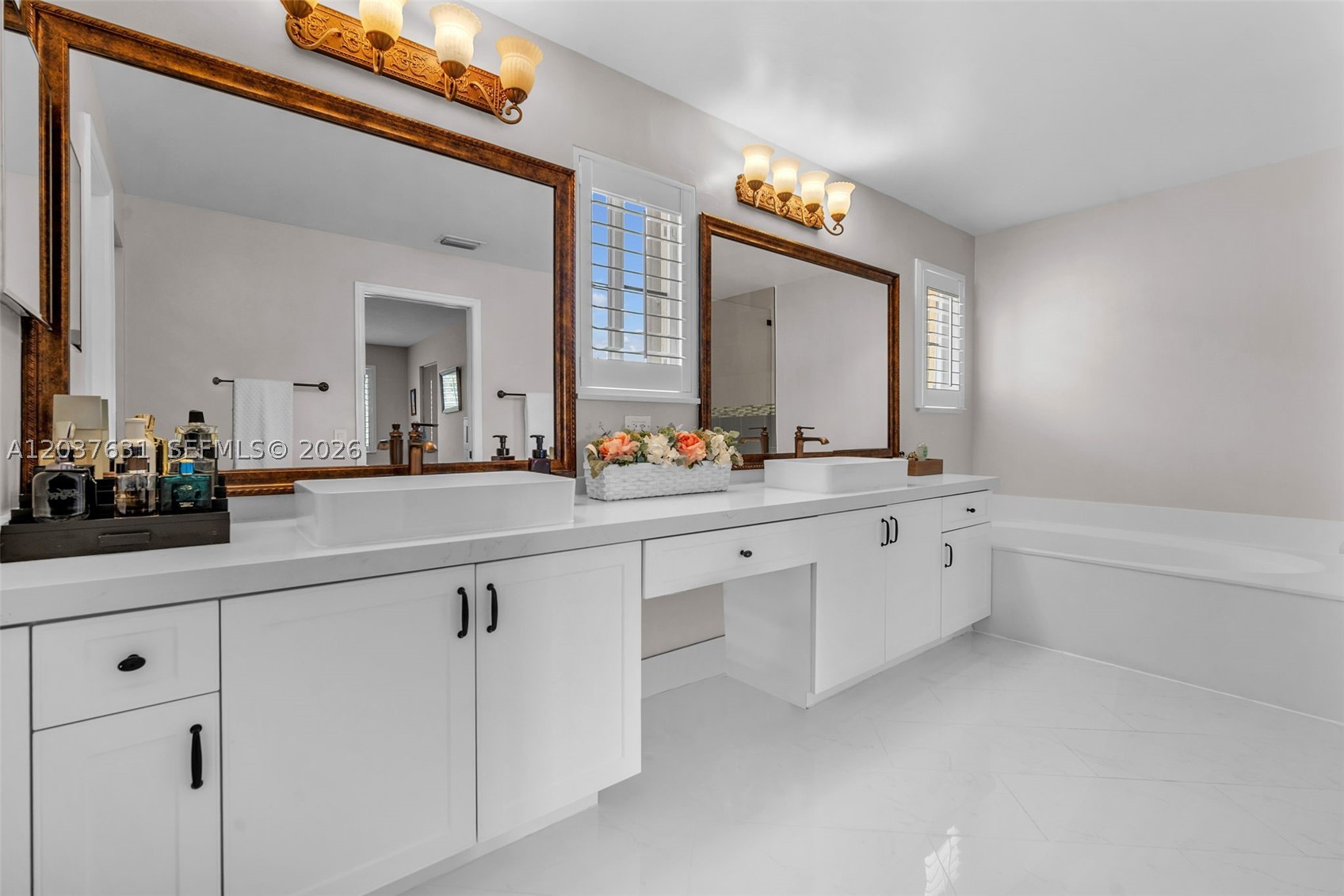 4110 Laurel Ridge Cir Property Photo 56