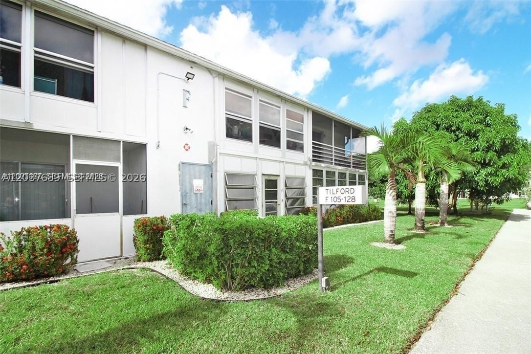 111 Tilford F 111 Property Photo 1