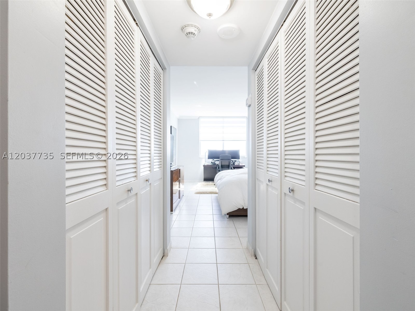 500 Bayview Dr 1520 Property Photo 22
