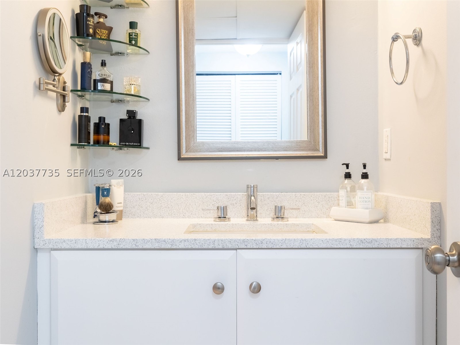 500 Bayview Dr 1520 Property Photo 26