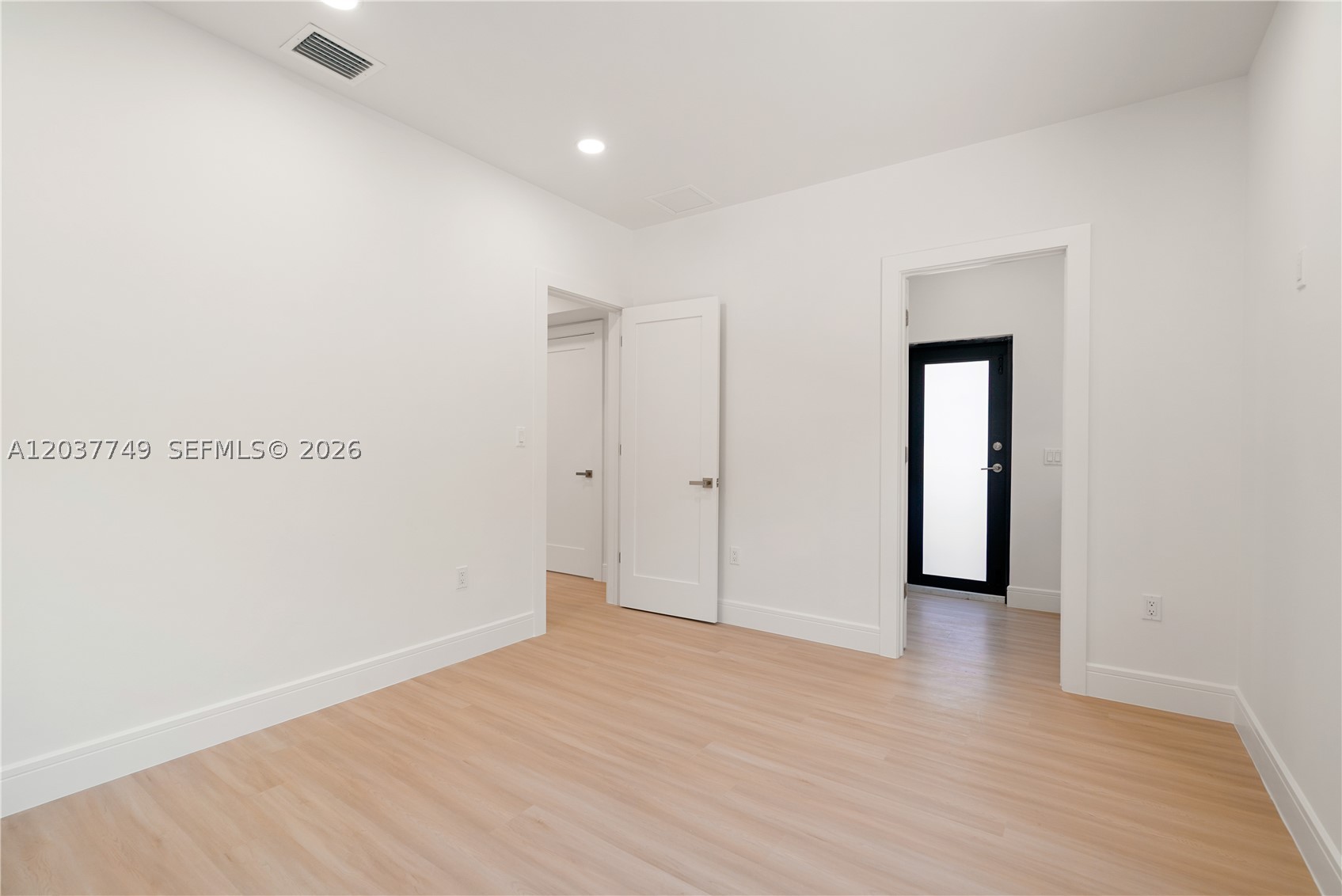 17 Coral Way Property Photo 12