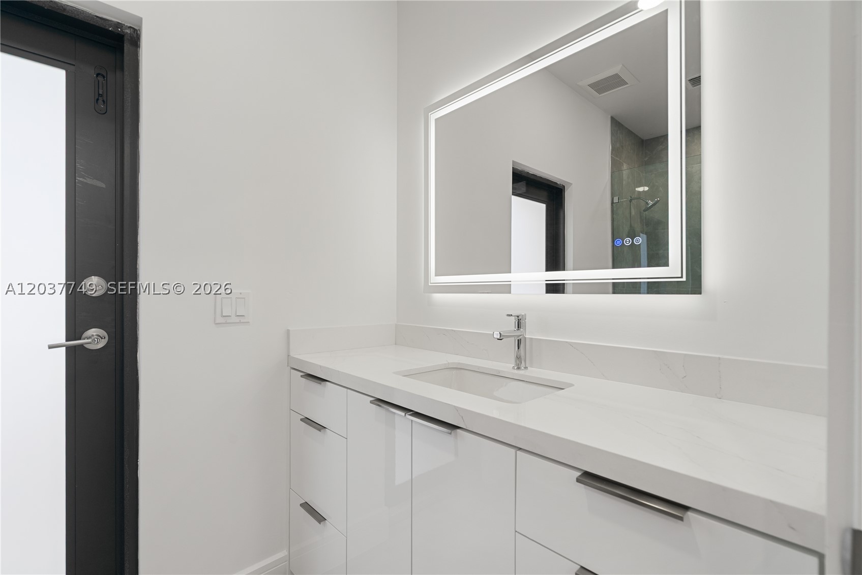 17 Coral Way Property Photo 13
