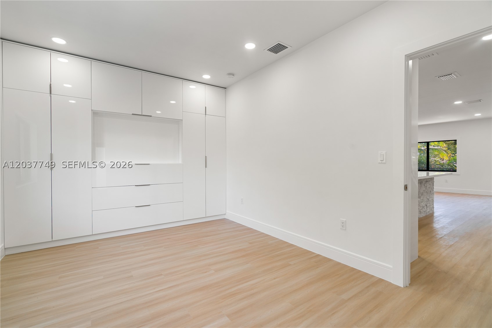 17 Coral Way Property Photo 15