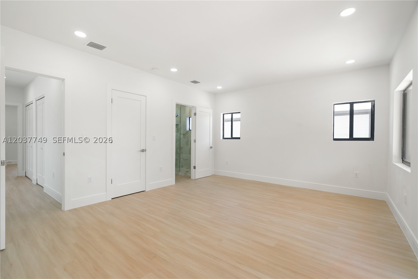 17 Coral Way Property Photo 30