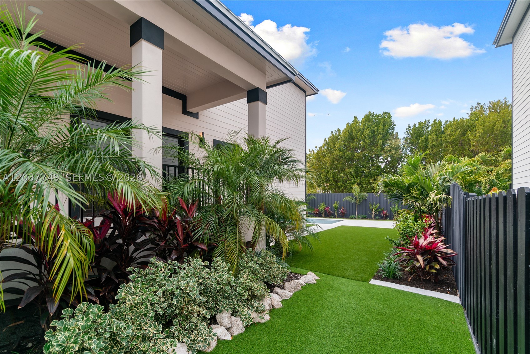 17 Coral Way Property Photo 40
