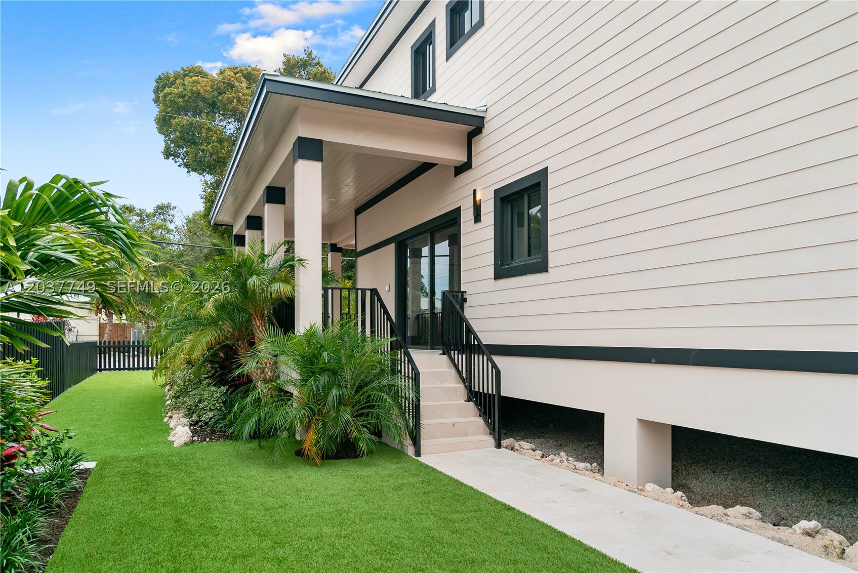 17 Coral Way Property Photo 42