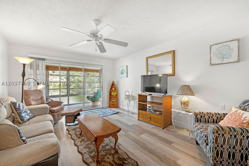 2800 Indian River Blvd R9 Property Photo 8