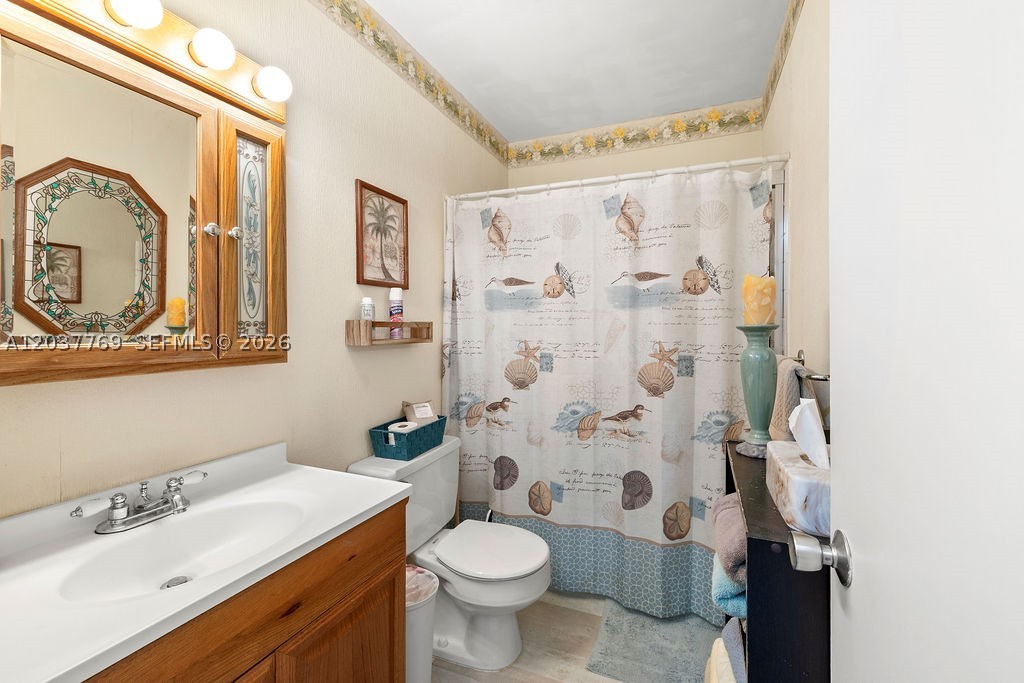2800 Indian River Blvd R9 Property Photo 17