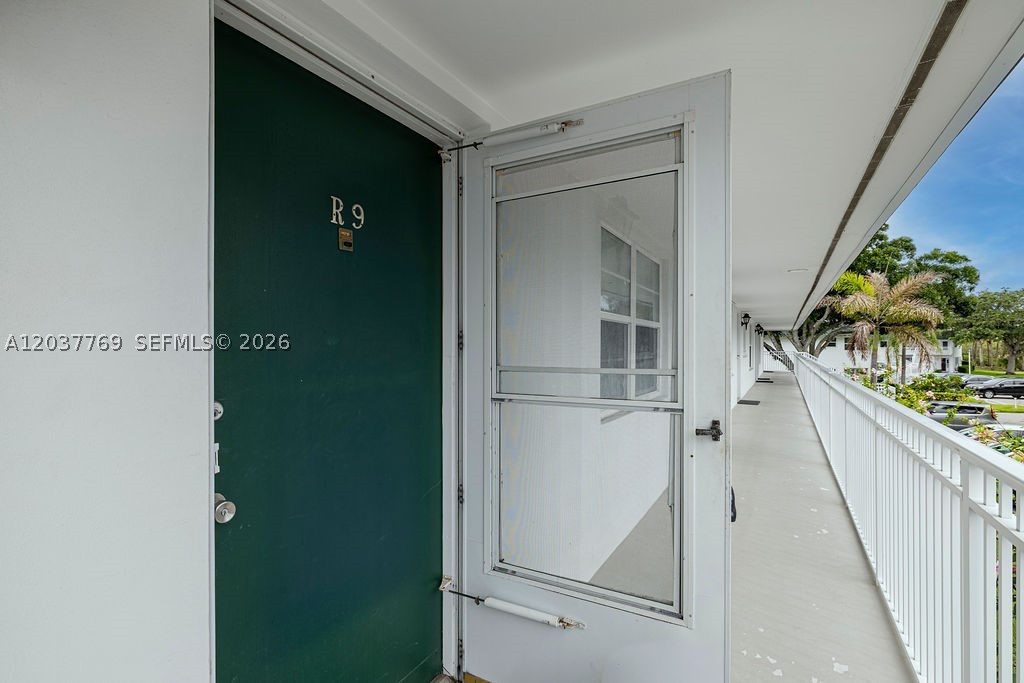 2800 Indian River Blvd R9 Property Photo 20