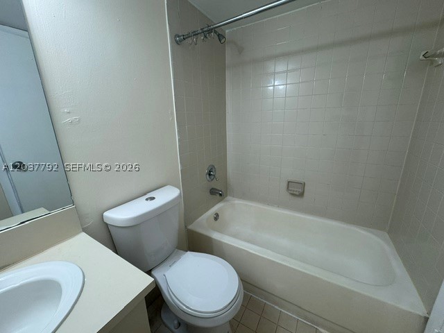 7030 Nw 179th St 104 Property Photo 10