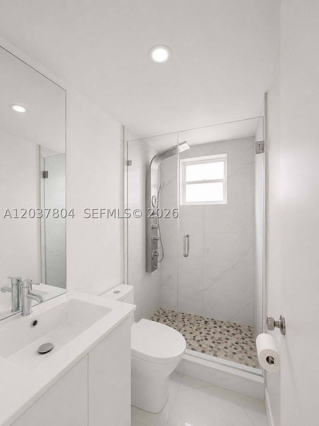4240 Sw 14th St Property Photo 9