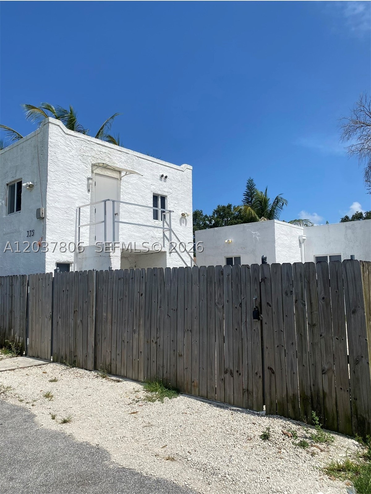 335 NW 59th Ter A Property Photo 1