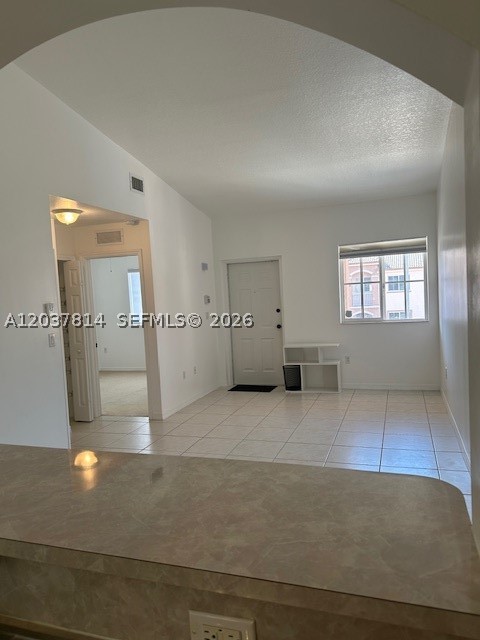 1271 SE 28th Ct 203 Property Photo 1