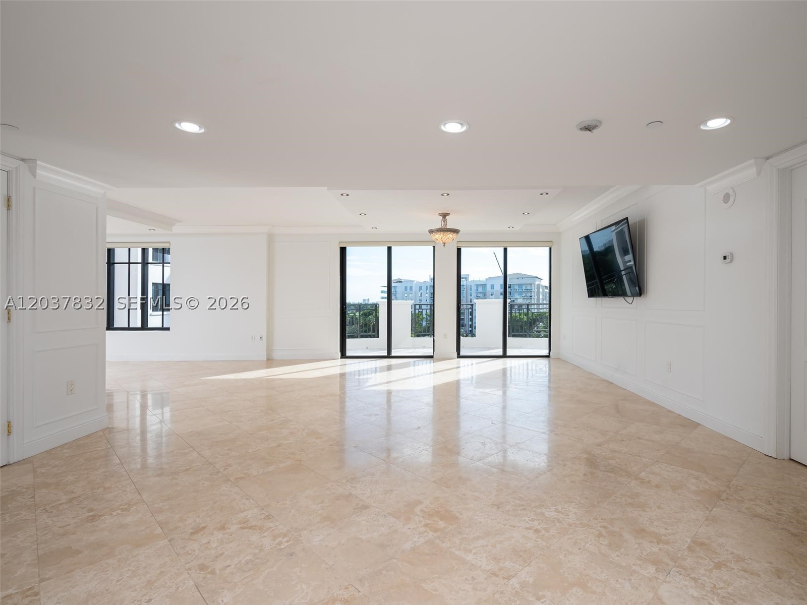 200 E Palmetto Park Rd 700 Property Photo 4