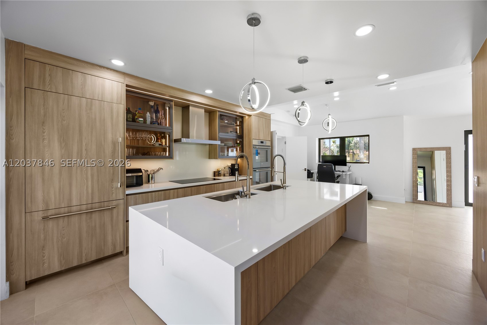 1141 Hollywood Blvd Property Photo 11