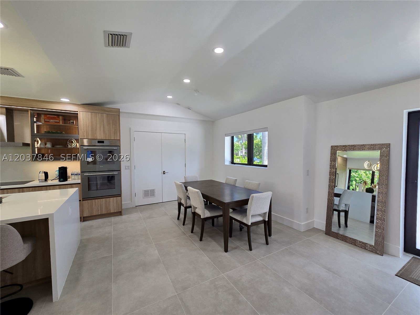 1141 Hollywood Blvd Property Photo 15