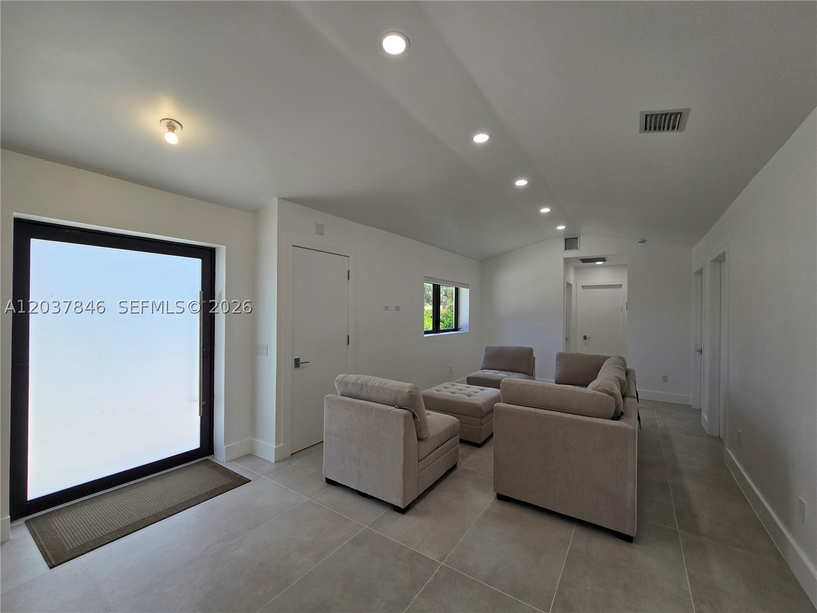 1141 Hollywood Blvd Property Photo 19