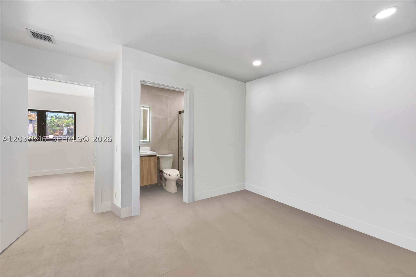 1141 Hollywood Blvd Property Photo 31