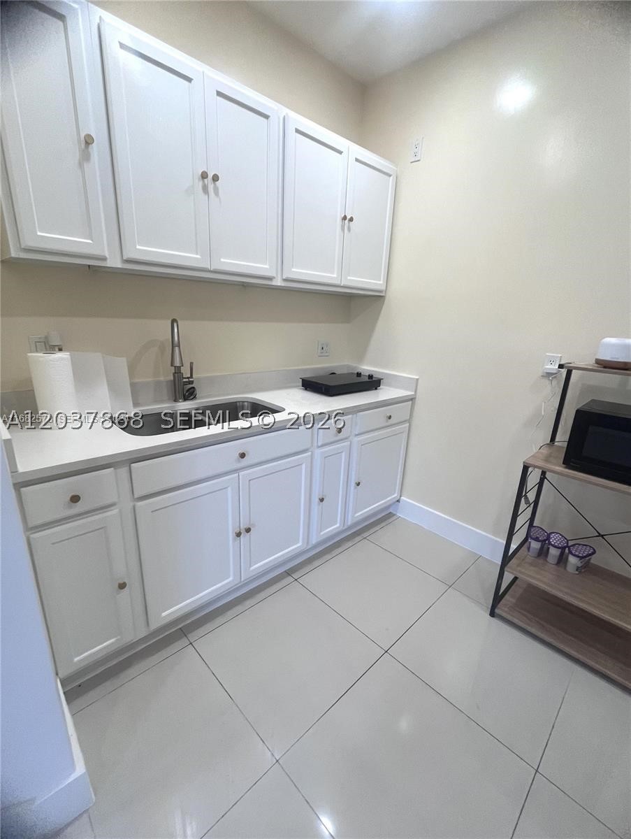 2434 Polk St Property Photo 12