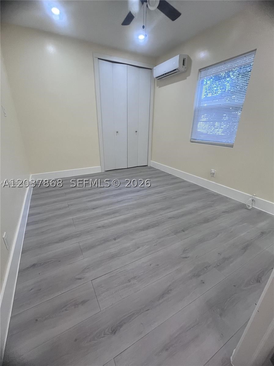 2434 Polk St Property Photo 13