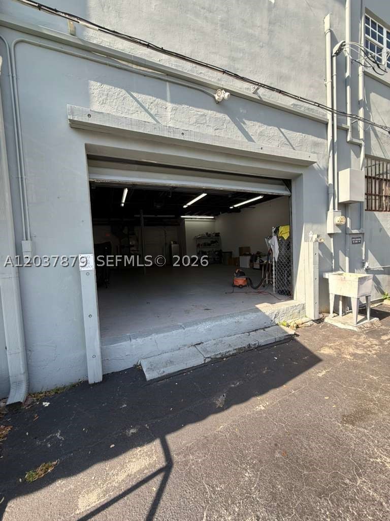 5245 Nw 36th St 5253 Property Photo 13