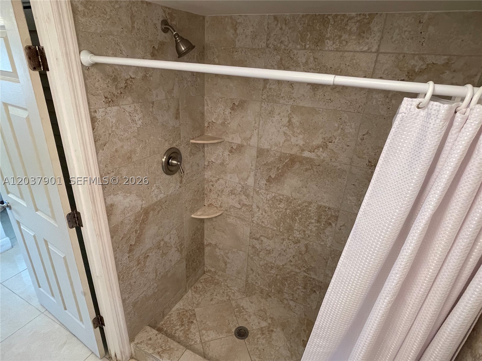3690 N 56th Ave 904 Property Photo 7
