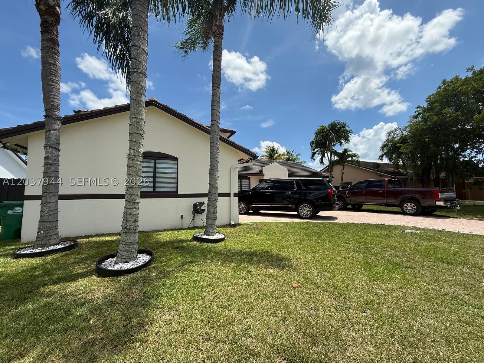 14832 Sw 169th Ln Property Photo 5