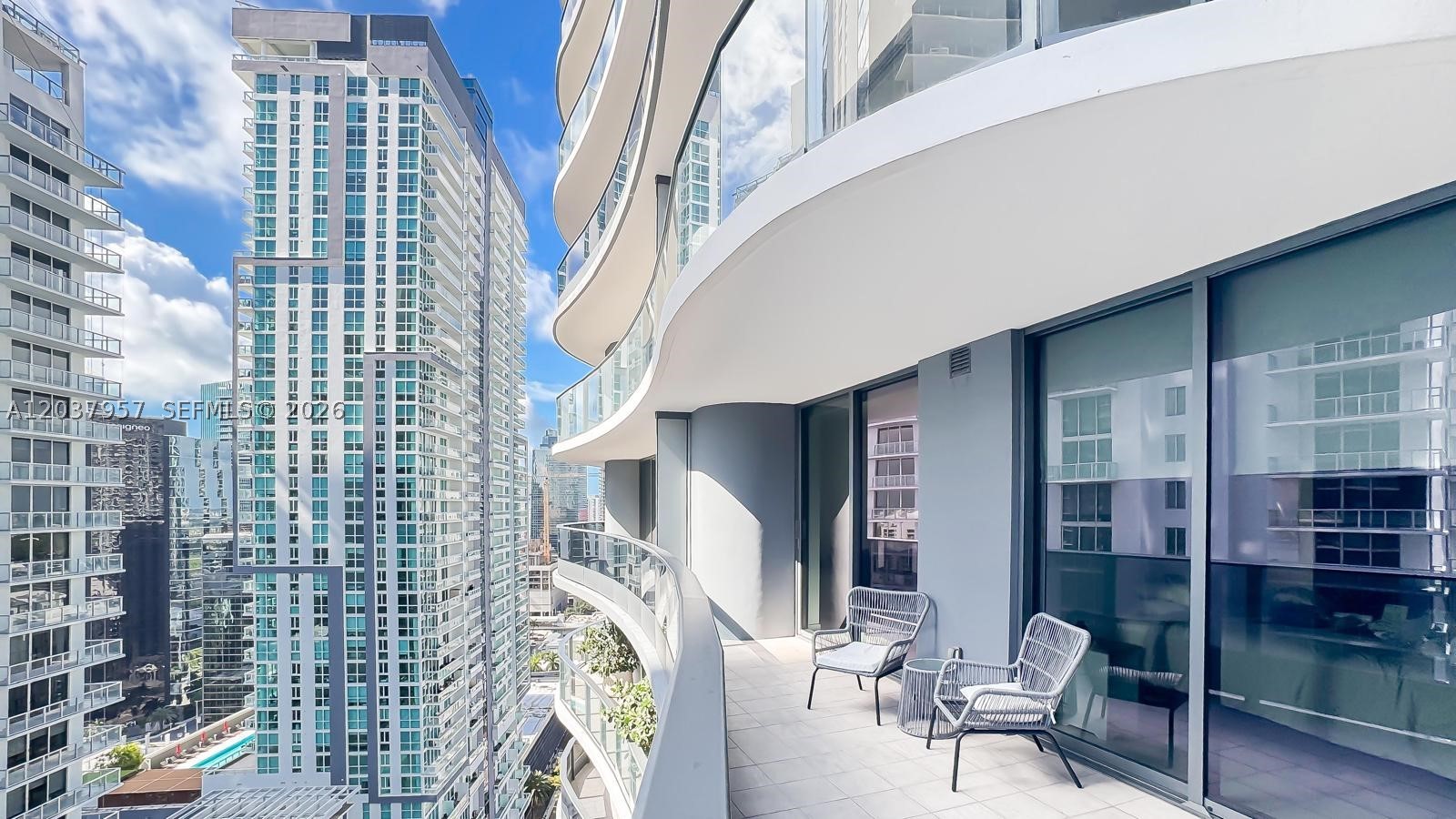 1000 Brickell Plz 2603 Property Photo 1