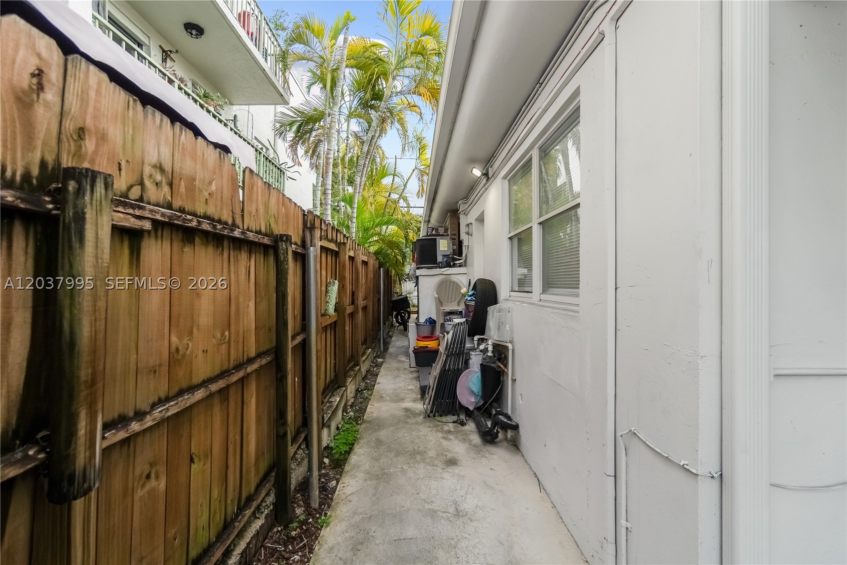 1131 Sw 7th St Property Photo 10