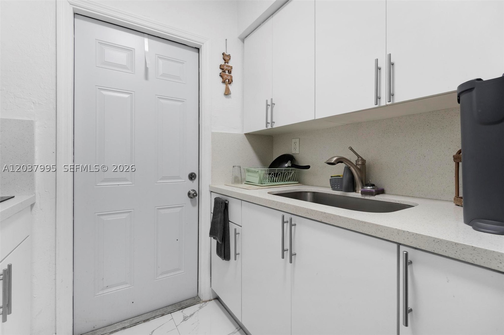 1131 Sw 7th St Property Photo 14
