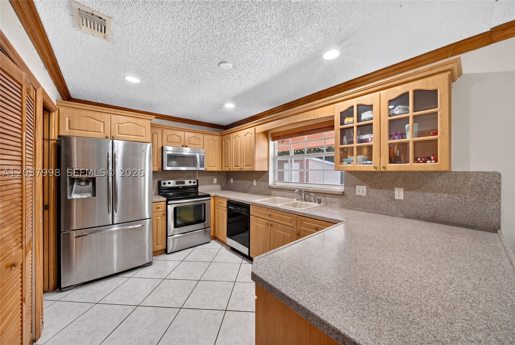 955 Nw 128th Ct Property Photo 15