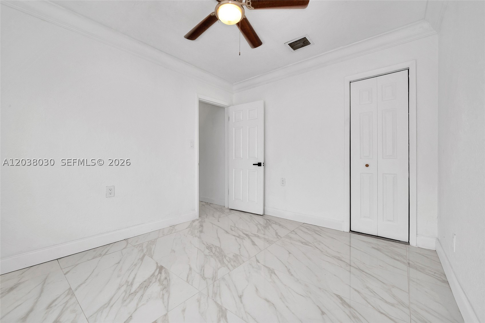 2501 Nw 55th Ter Property Photo 10