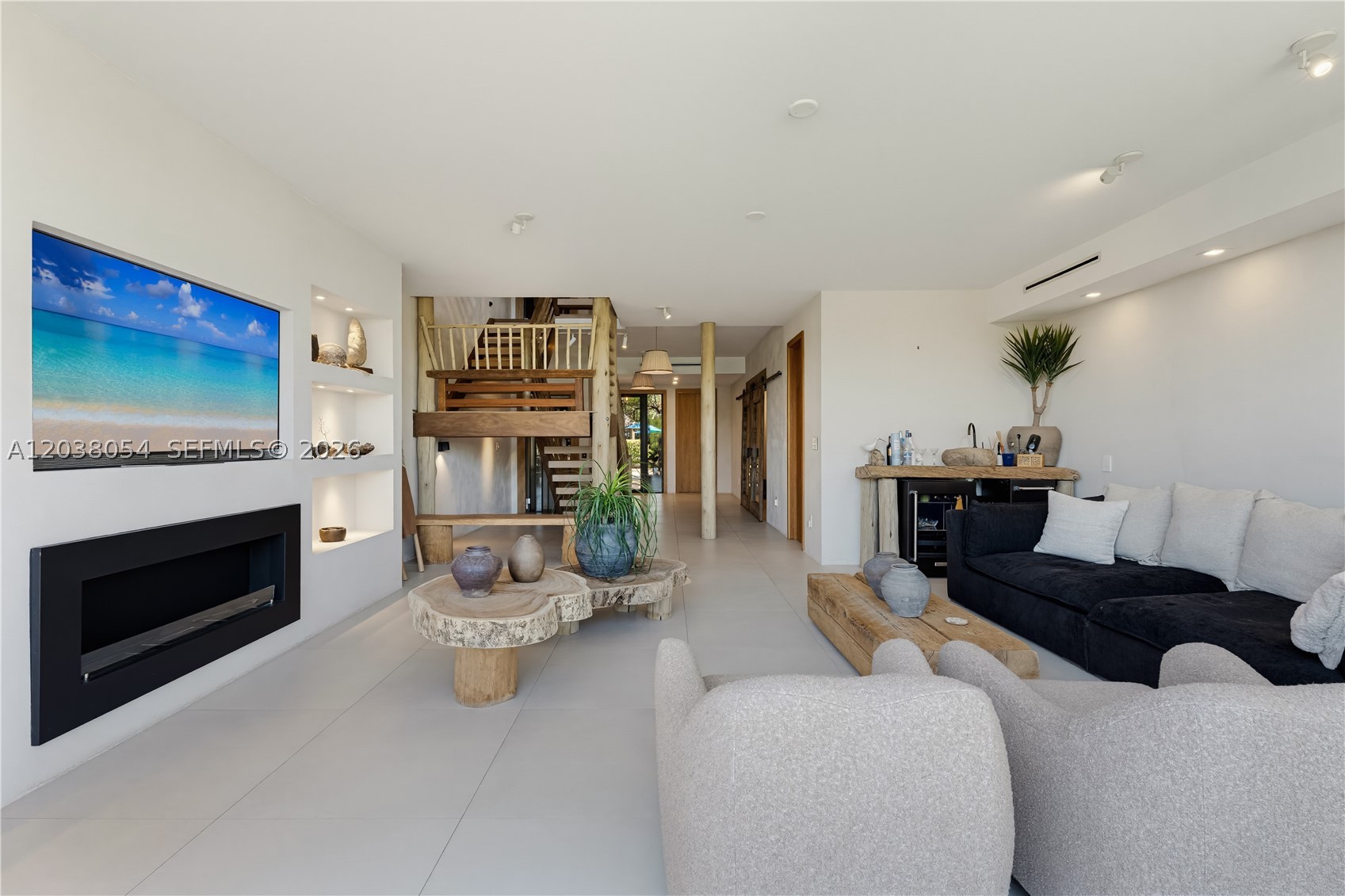 6112 Paradise Point Dr Property Photo 18