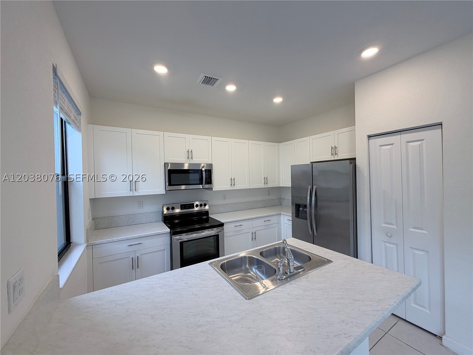 13421 SW 287th Ter Property Photo 1