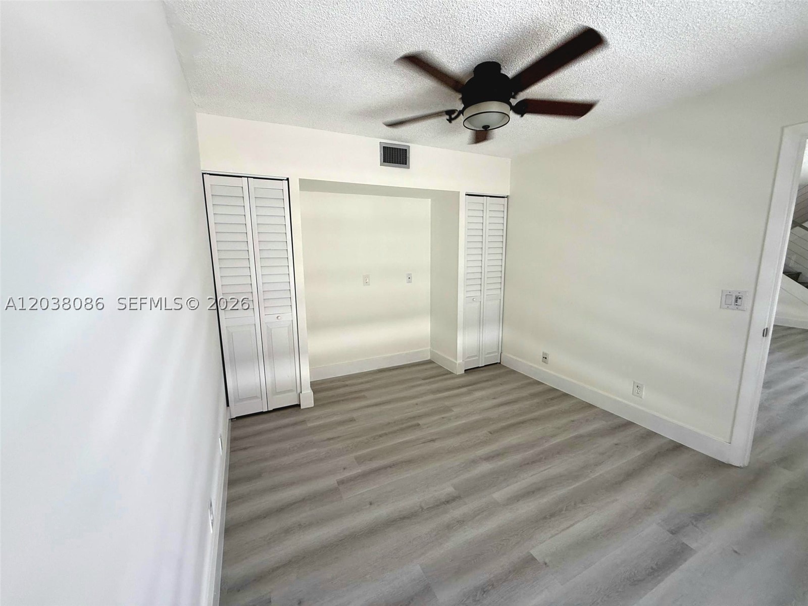 2565 Garden Ct Property Photo 16