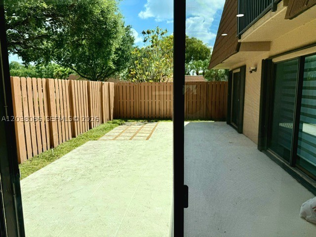 2565 Garden Ct Property Photo 20