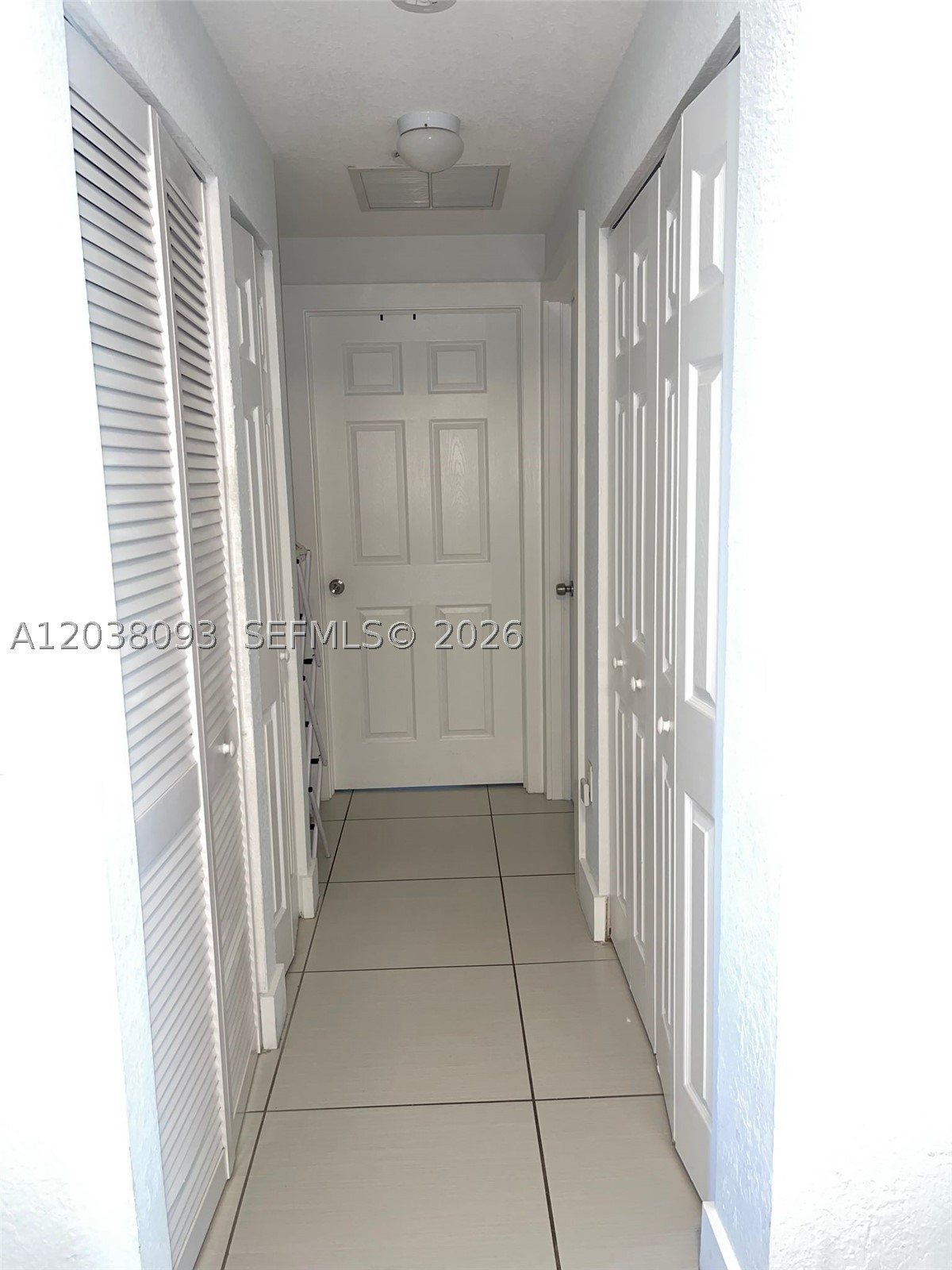 106 Se 9th Ct 201 Property Photo 10
