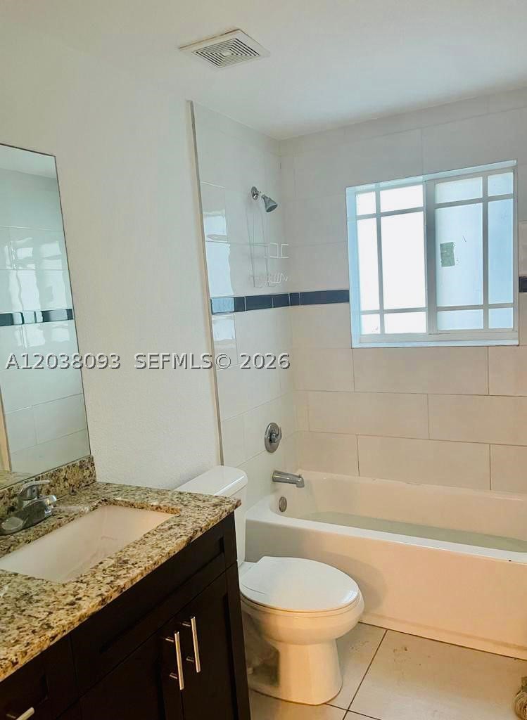 106 Se 9th Ct 201 Property Photo 16