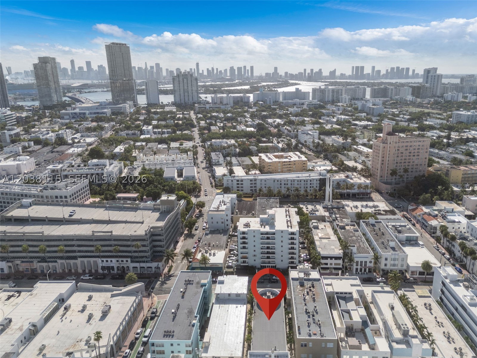721 Collins Ave Property Photo 34